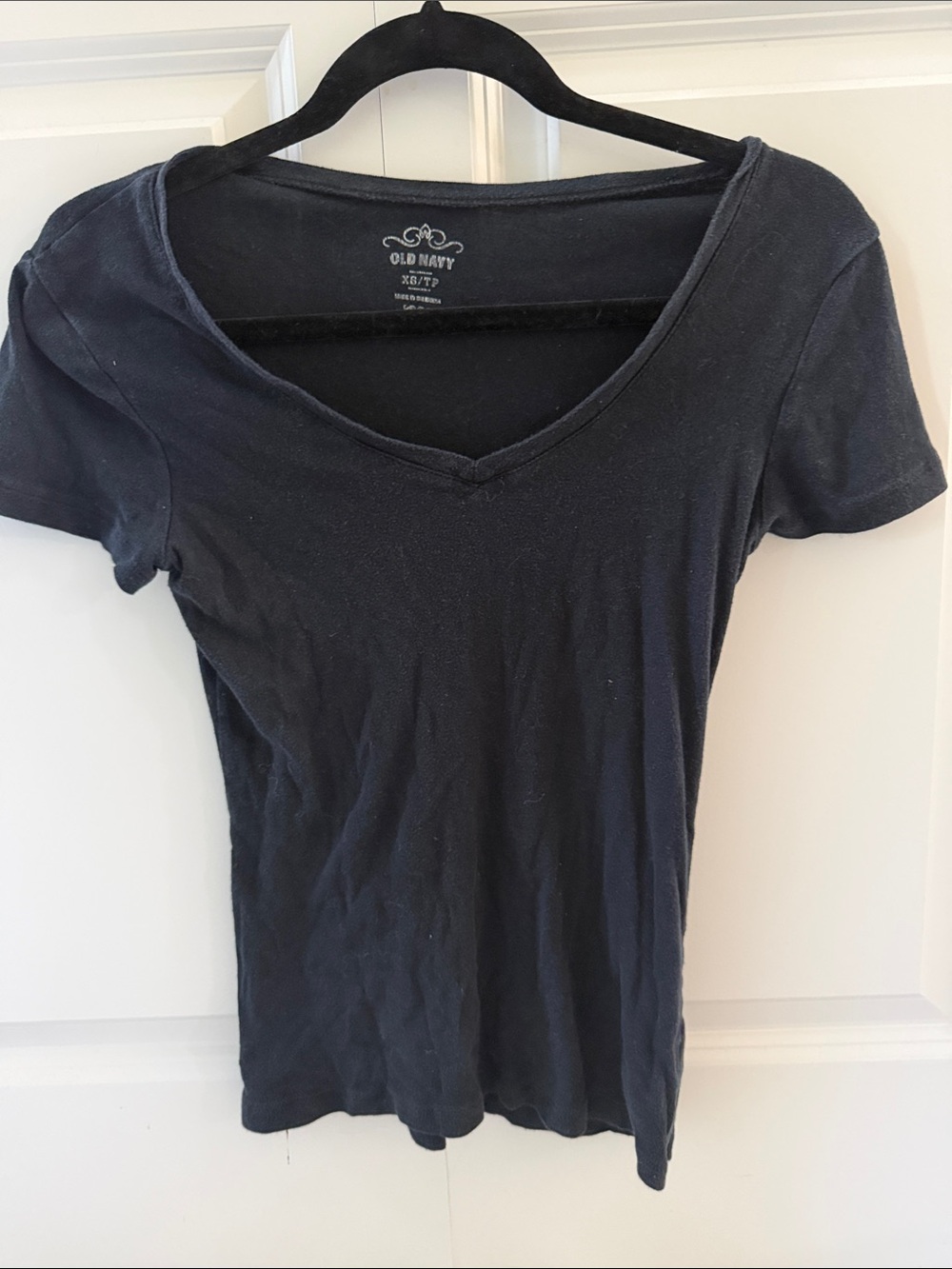 Old Navy Black V-Neck Short Sleeve Tee Women's Size XS